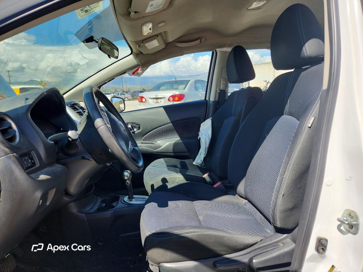 Nissan Versa 2016