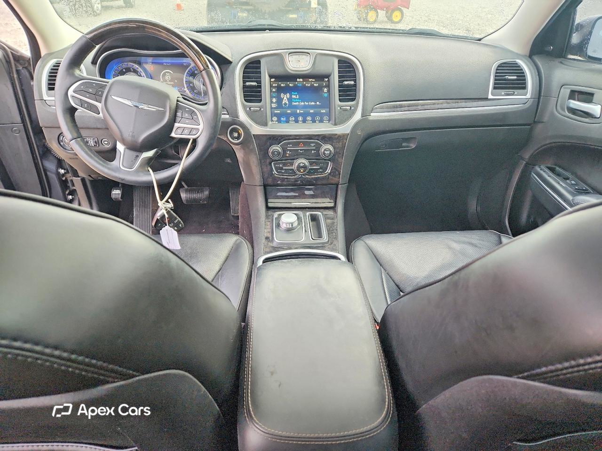 Chrysler 300 2018