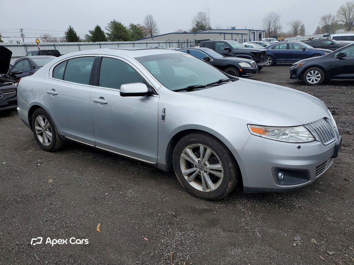 Lincoln MKS 2010