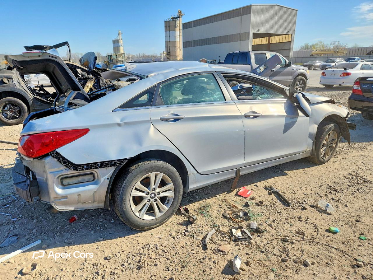 Hyundai Sonata 2013