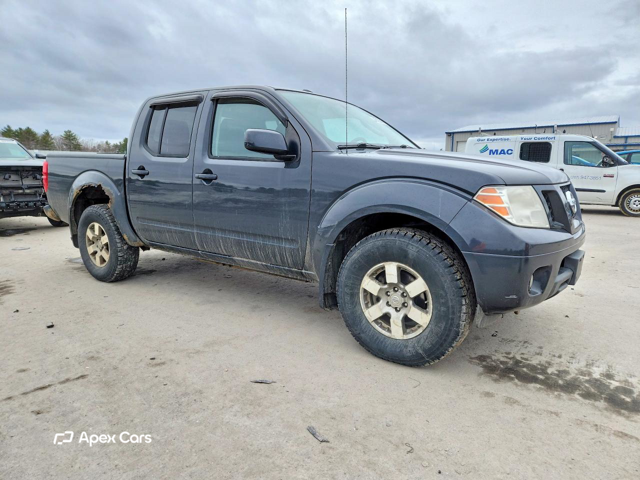 Nissan Navara (Frontier) 2010