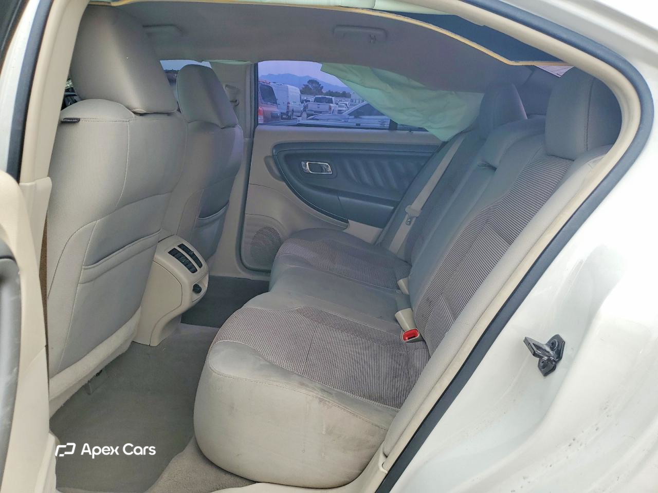 Ford Taurus 2011