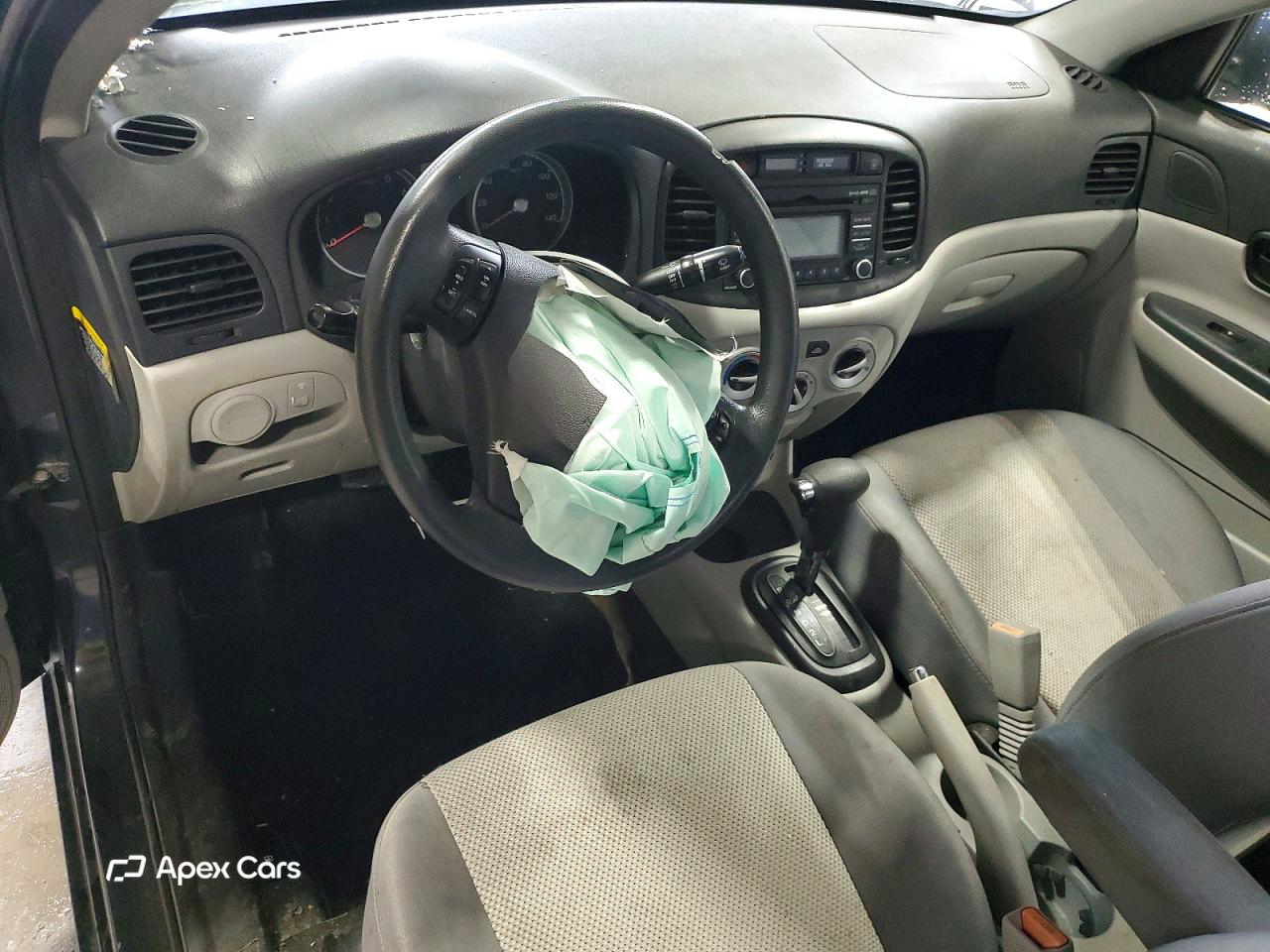 Hyundai Accent 2010