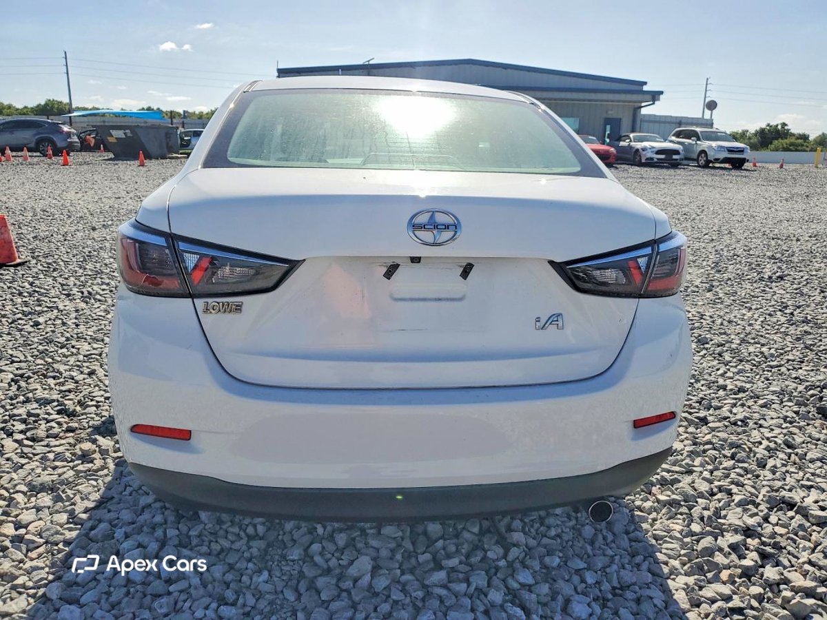 Scion iA 2016