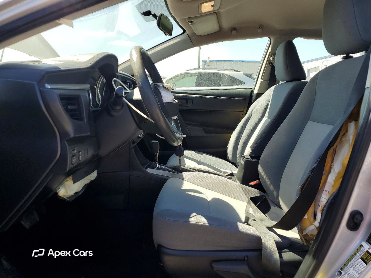 Toyota Corolla 2015