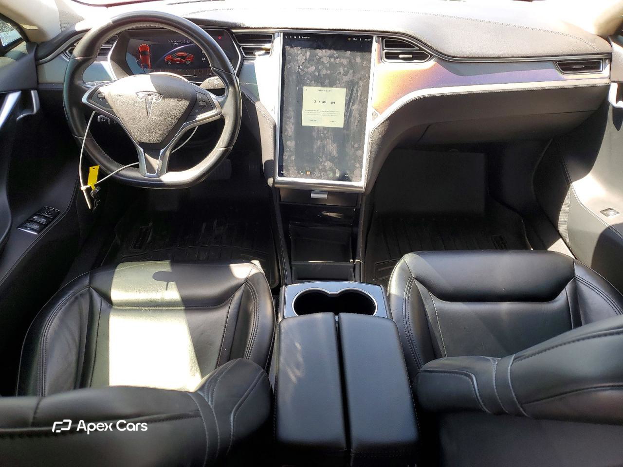 Tesla Model S 2015