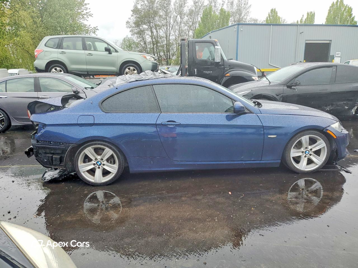 BMW Series 3 2011