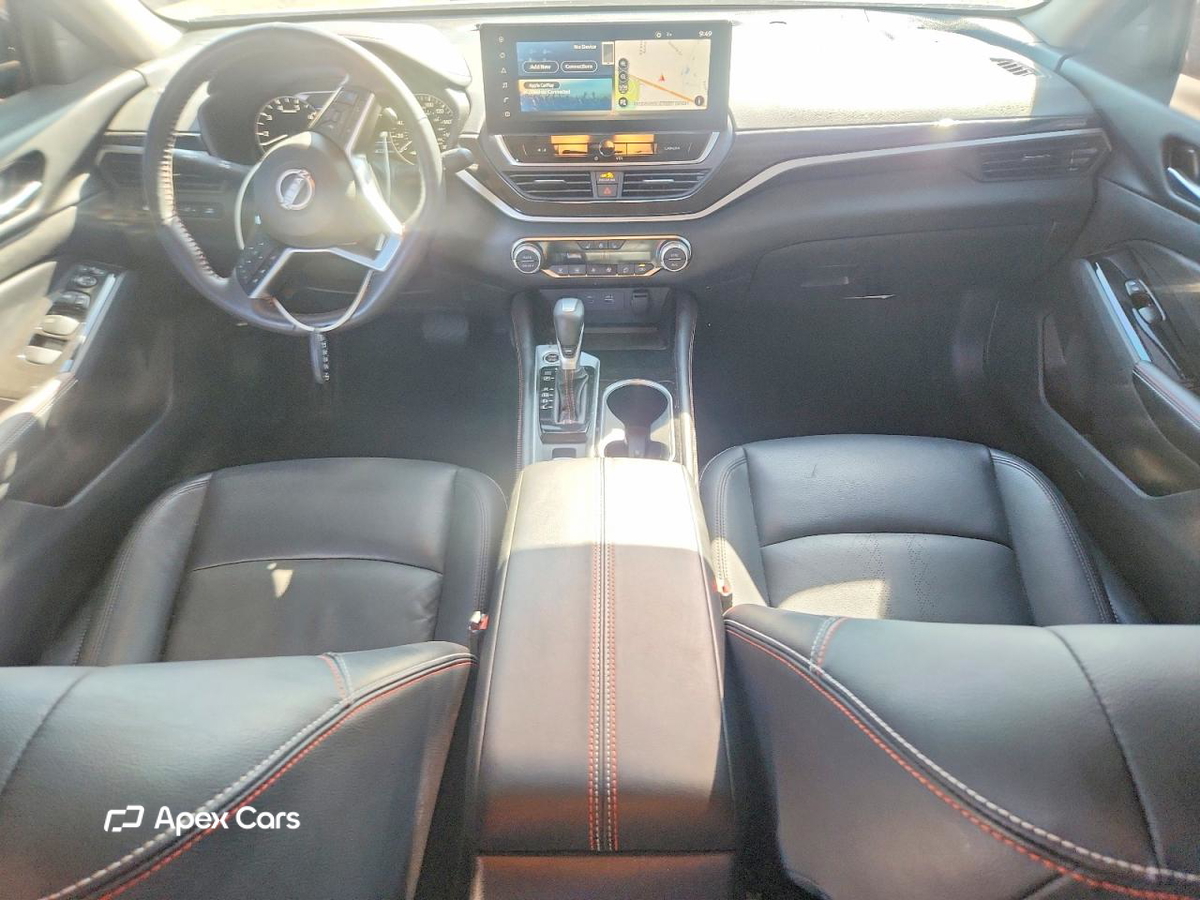Nissan Altima 2024