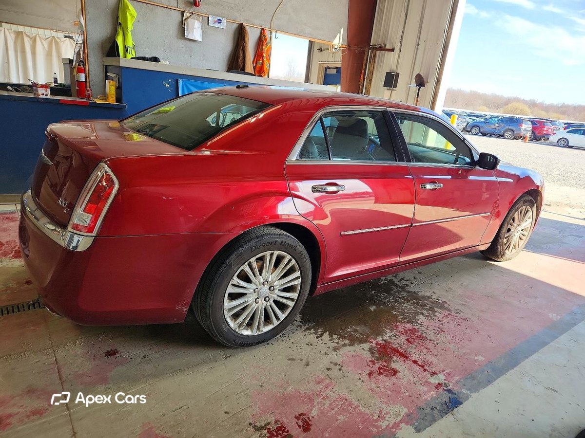 Chrysler 300 2011