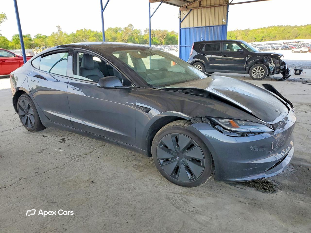 Tesla Model 3 2025