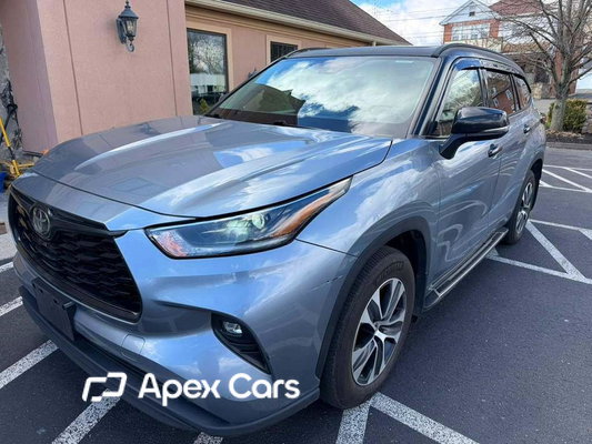 Toyota Highlander 2021 - Image 1 of 13