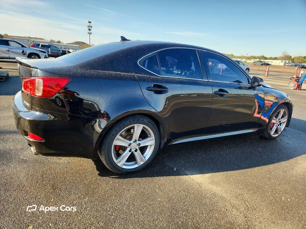 Lexus IS 2011