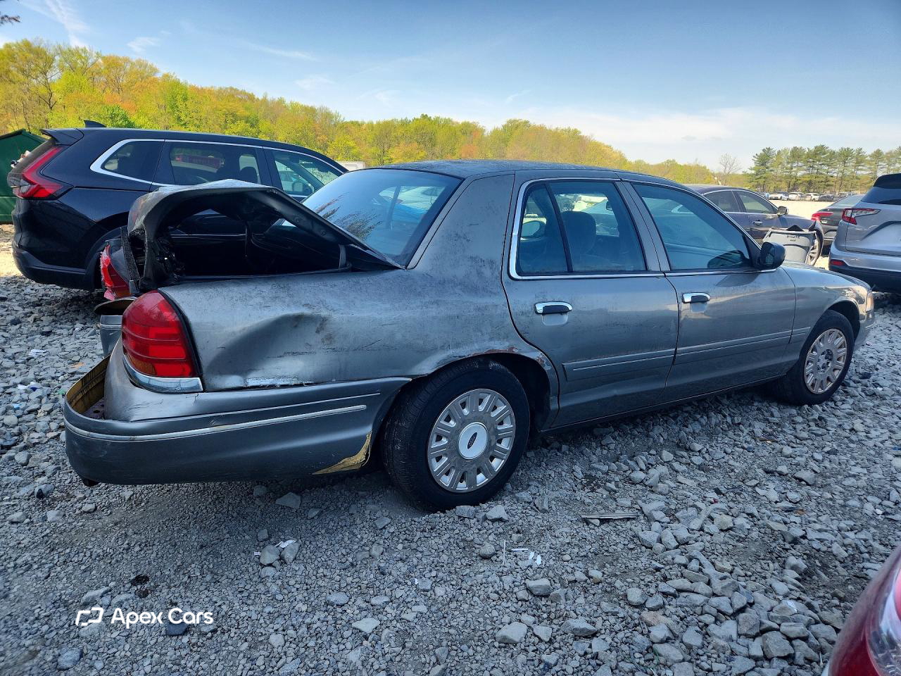 Ford Crown Victoria 2003