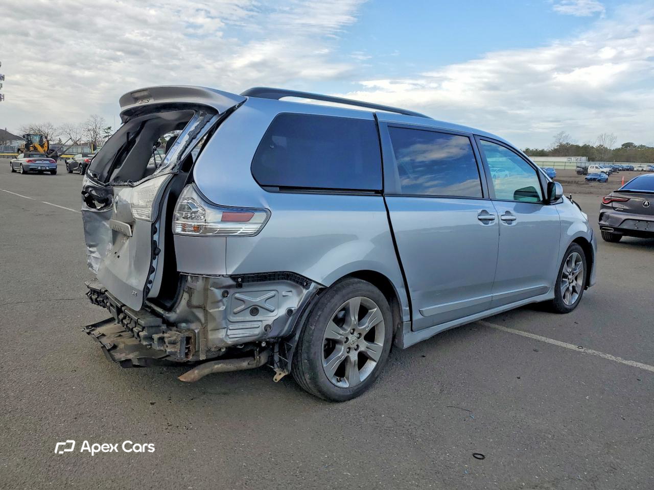 Toyota Sienna 2011