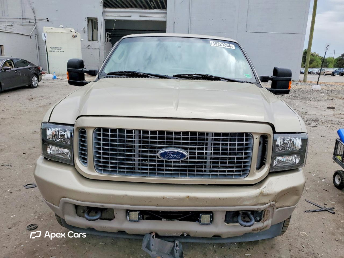 Ford Excursion 2004