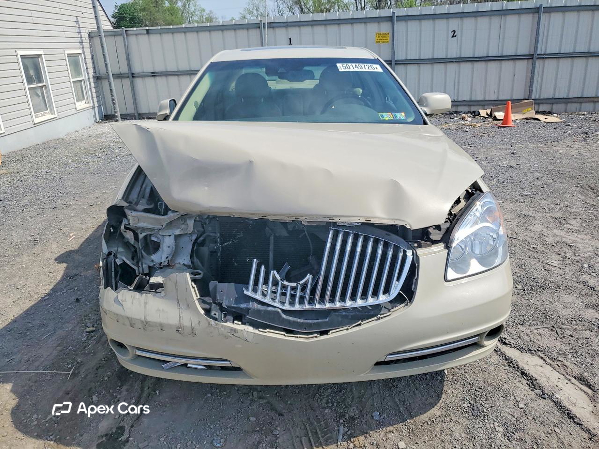 Buick Lucerne 2011