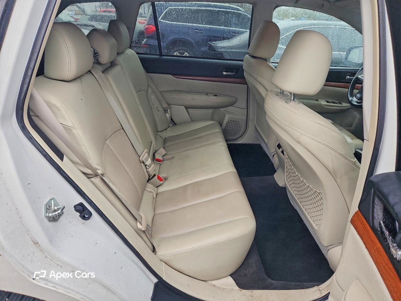 Subaru Outback 2013