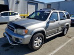 Nissan Pathfinder 2001