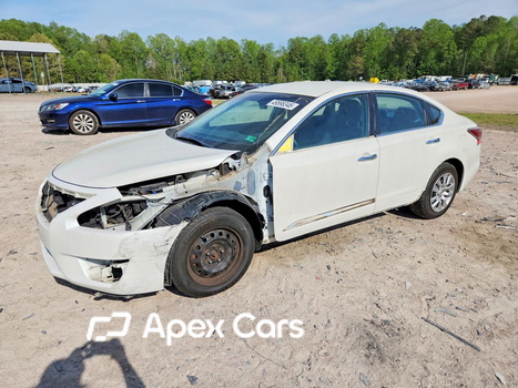 Nissan Altima 2014 - Image 1 of 5