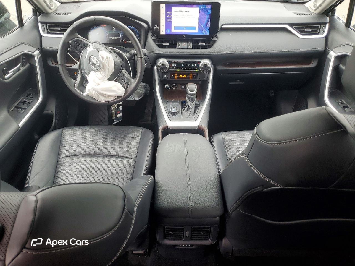 Toyota RAV 4 2024