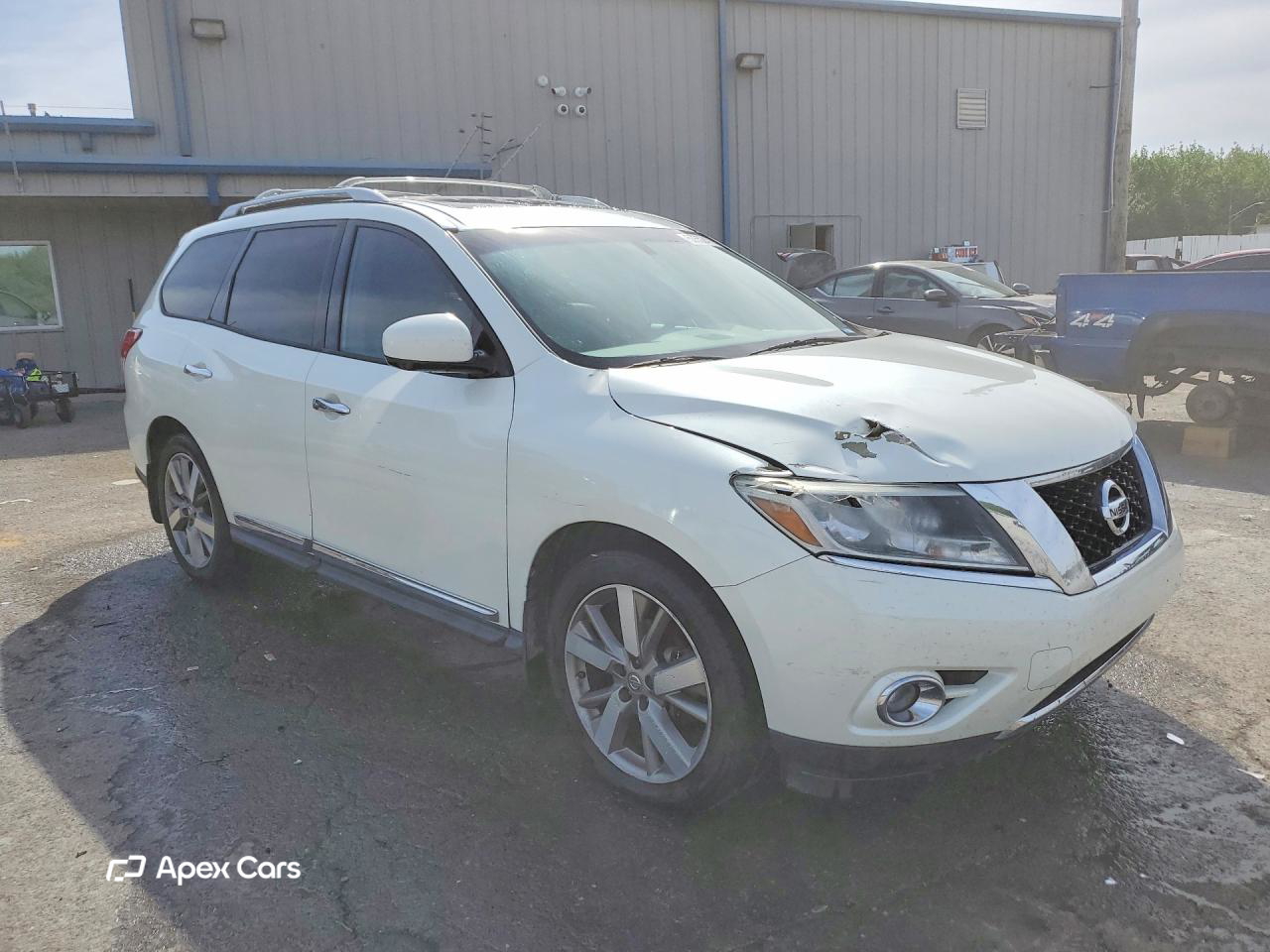 Nissan Pathfinder 2016