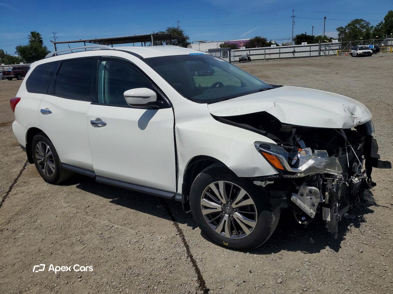 Nissan Pathfinder 2017