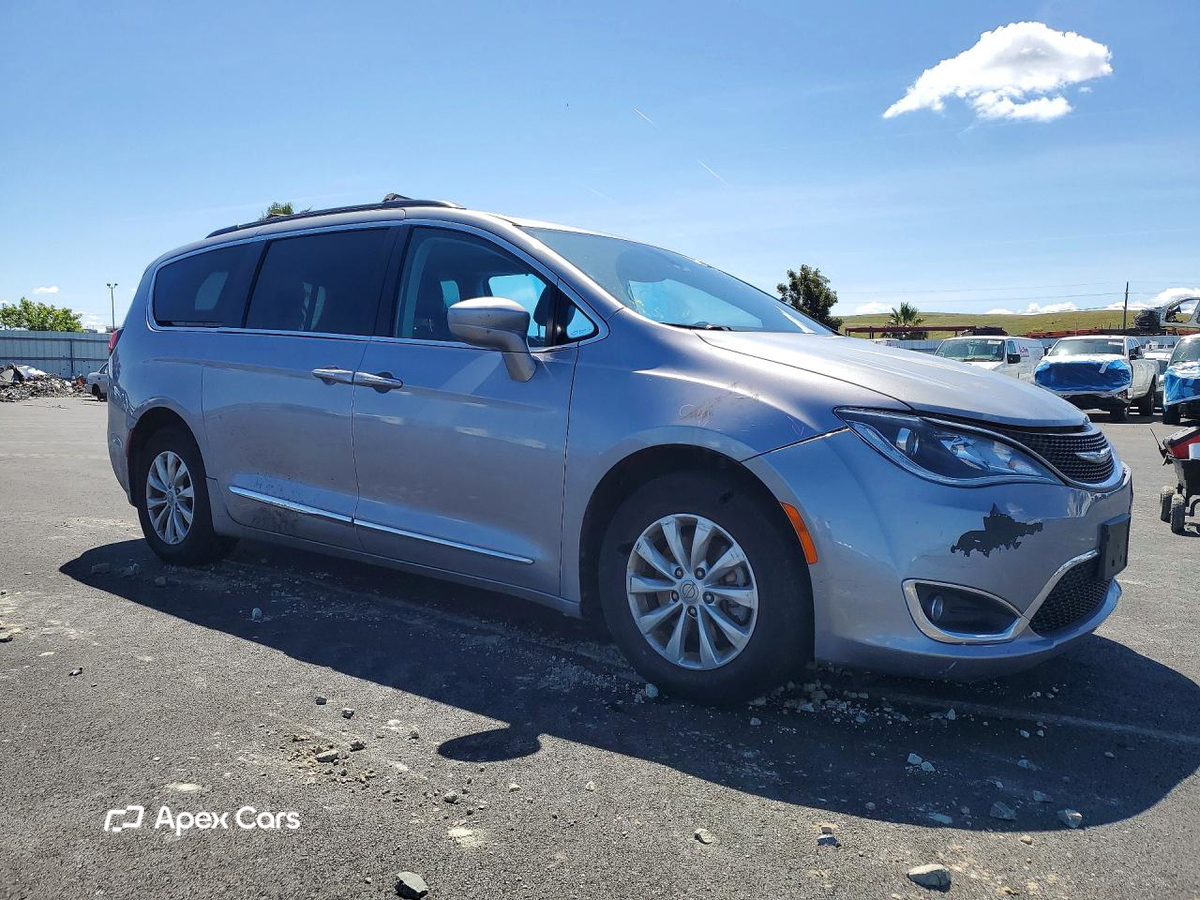 Chrysler Pacifica 2017