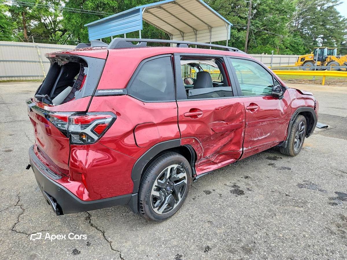 Subaru Forester 2025