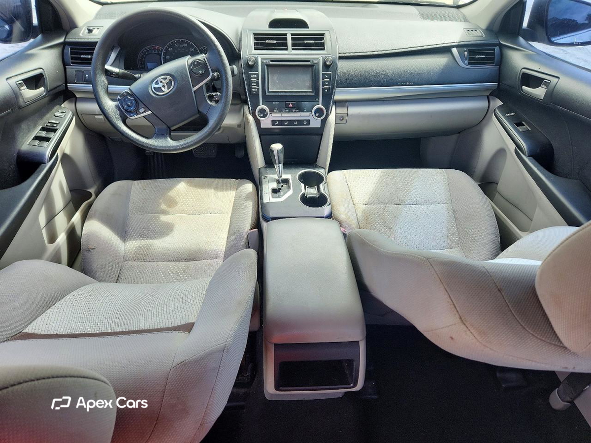 Toyota Camry 2012