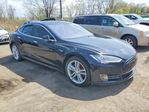 Tesla Model S 2015