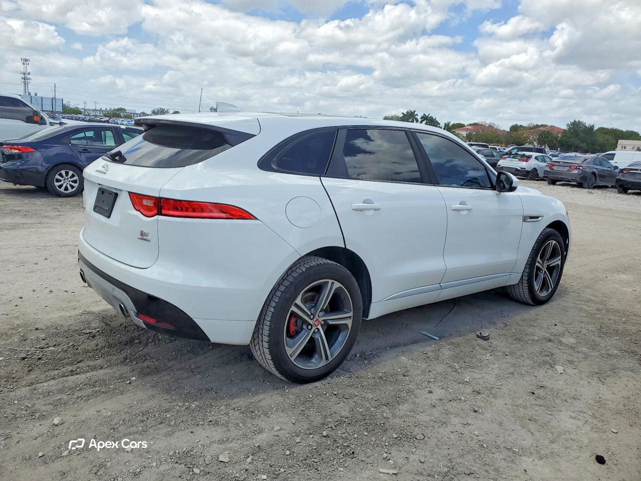 Jaguar F-Pace 2017