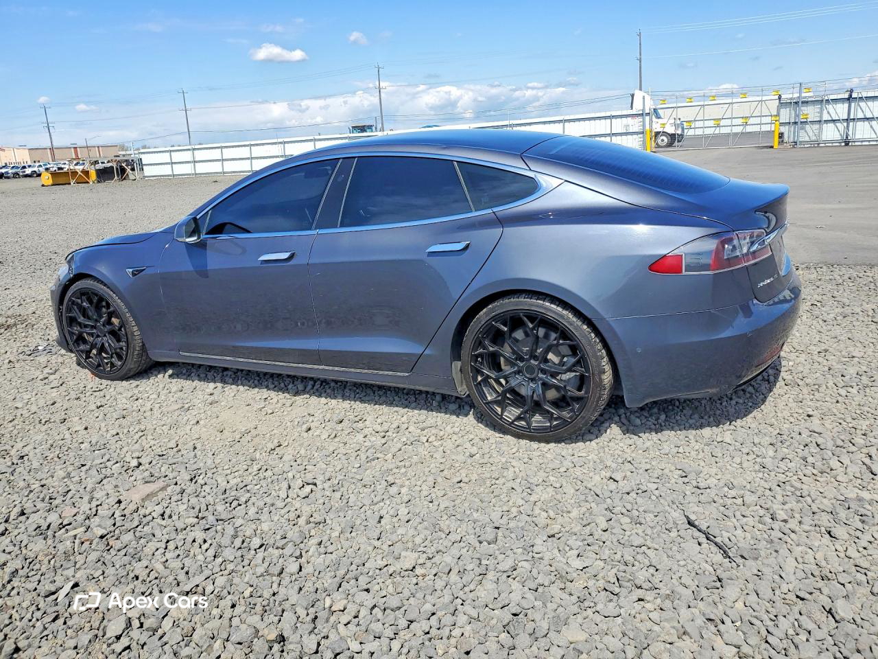 Tesla Model S 2018