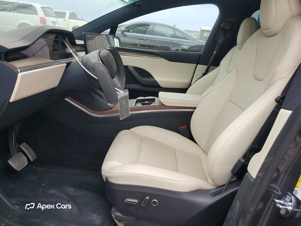 Tesla Model X 2024