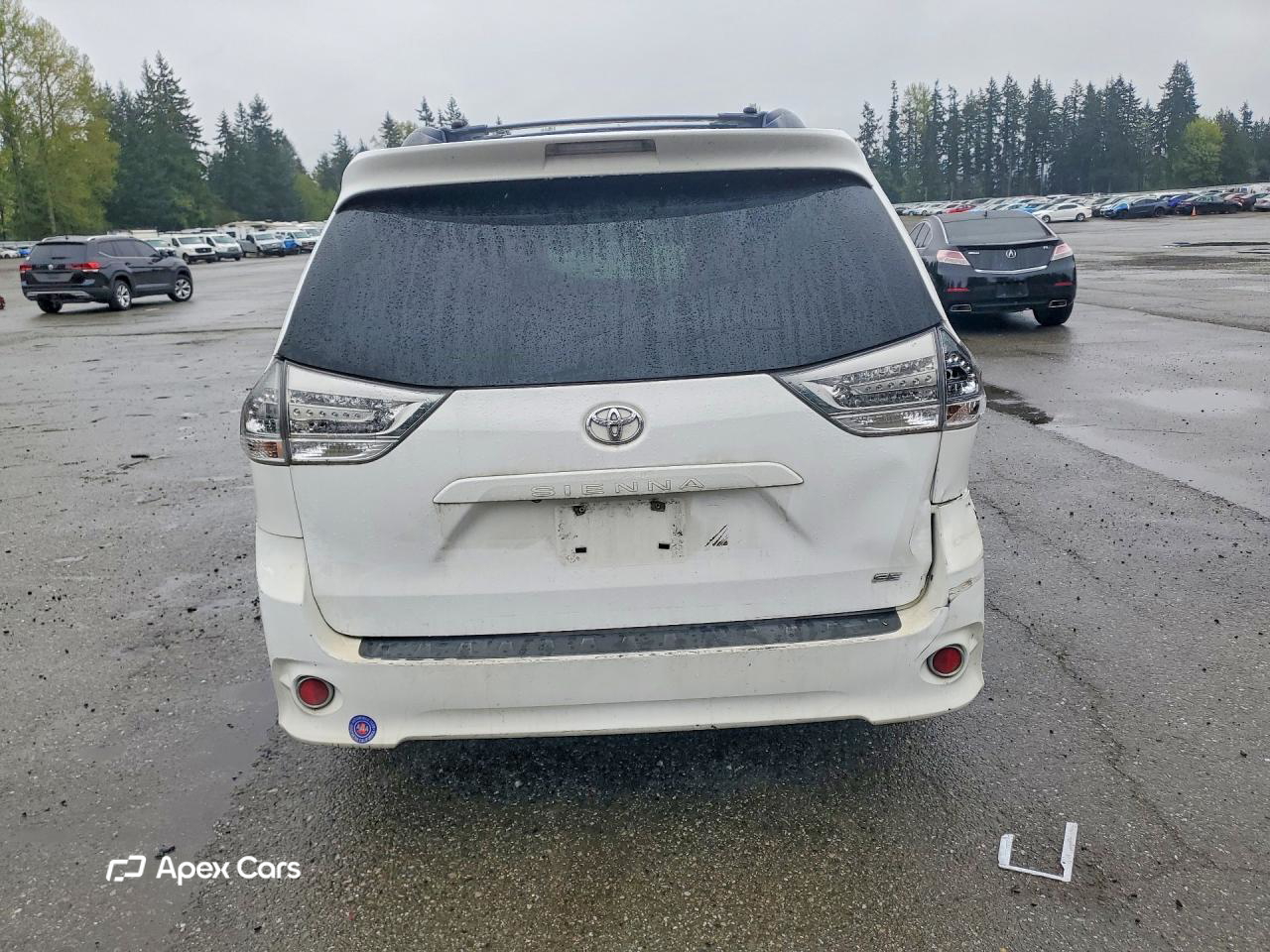 Toyota Sienna 2015