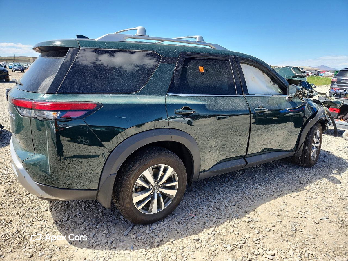 Nissan Pathfinder 2024