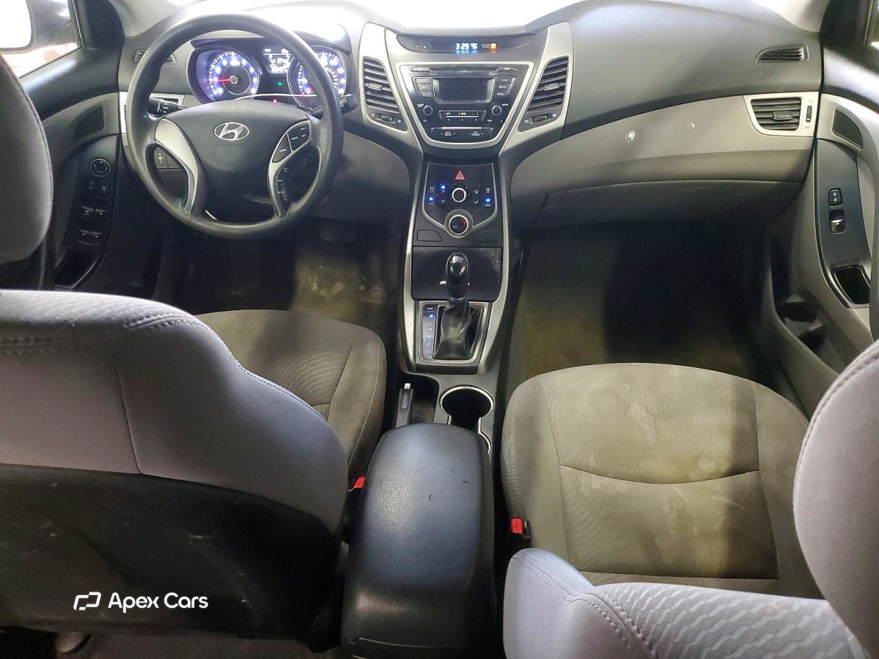 Hyundai Elantra 2015