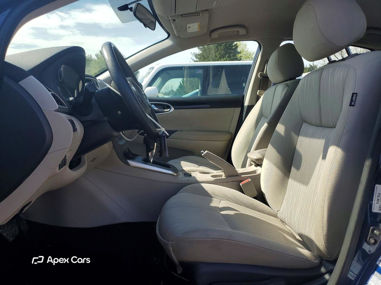 Nissan Sentra 2016