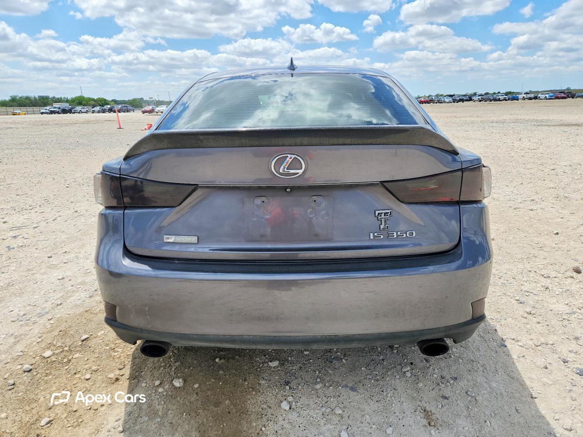 Lexus IS 2015