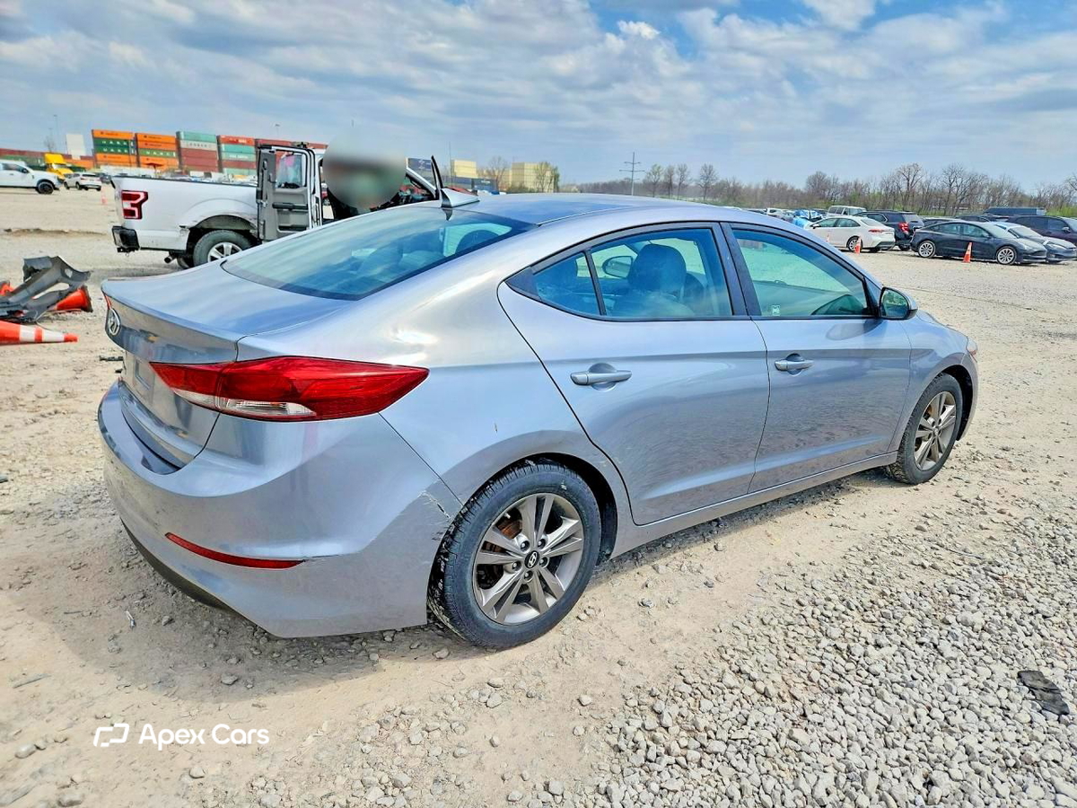 Hyundai Elantra 2017