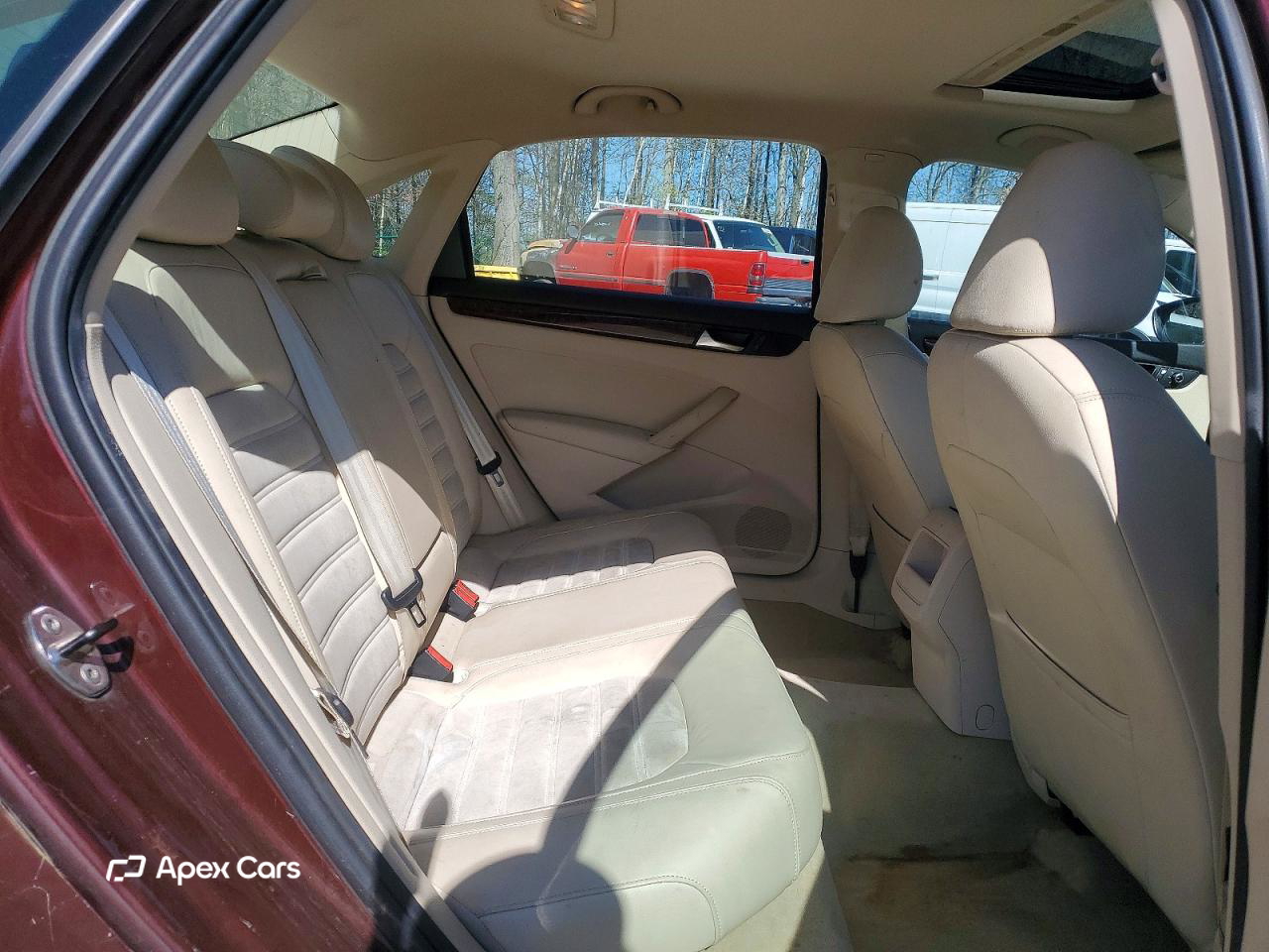 Volkswagen Passat 2012
