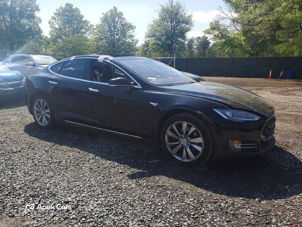 Tesla Model S 2014
