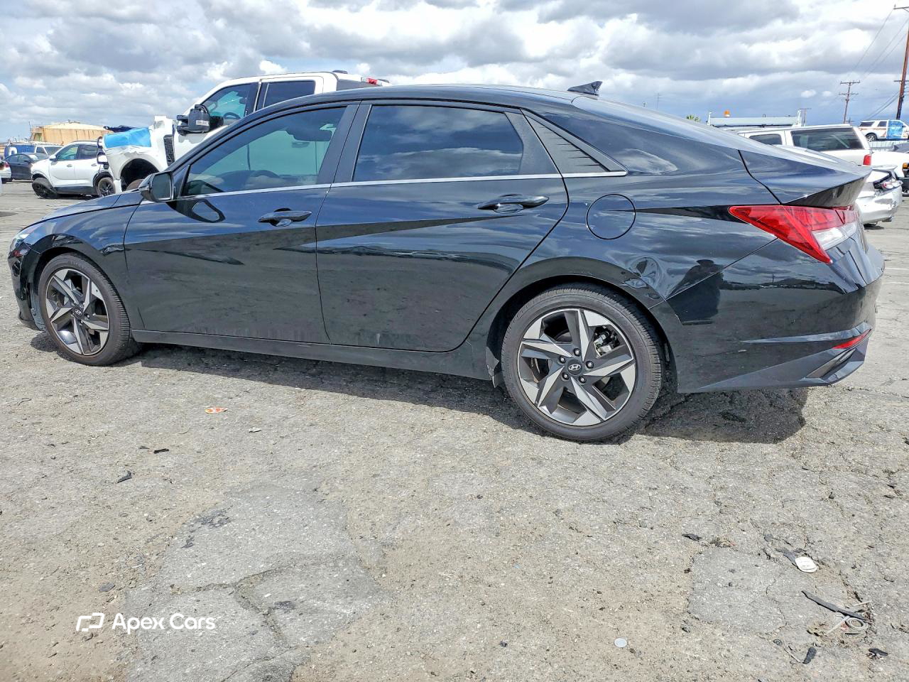 Hyundai Elantra 2022