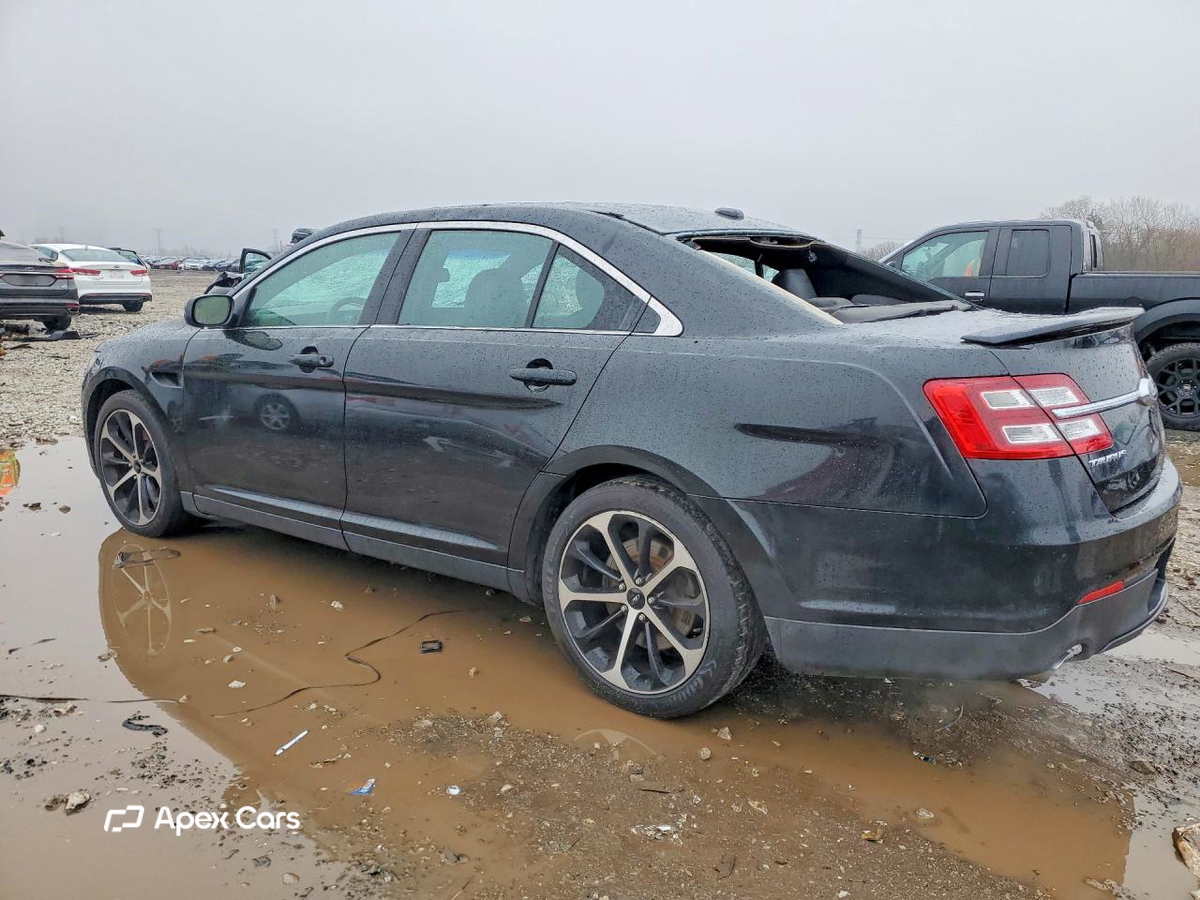 Ford Taurus 2015