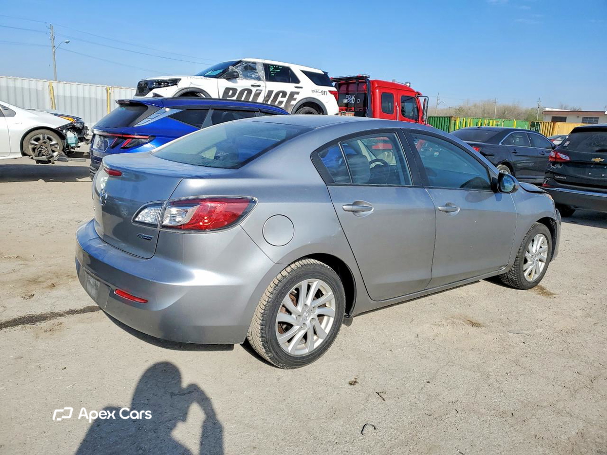 Mazda 3 2012