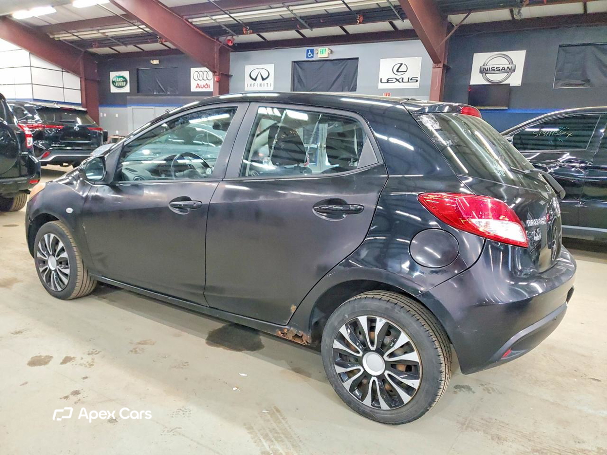 Mazda 2 2013