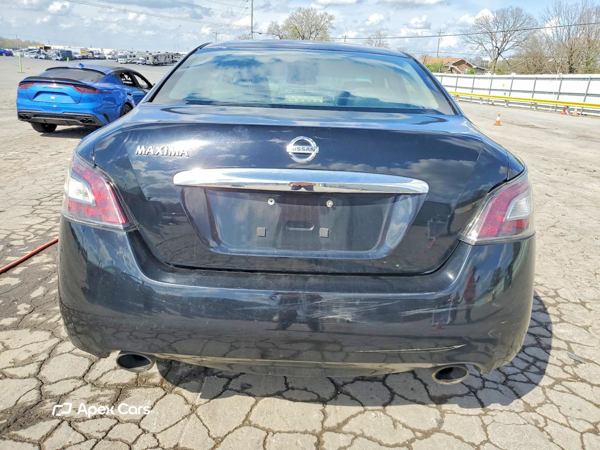 Nissan Maxima 2014