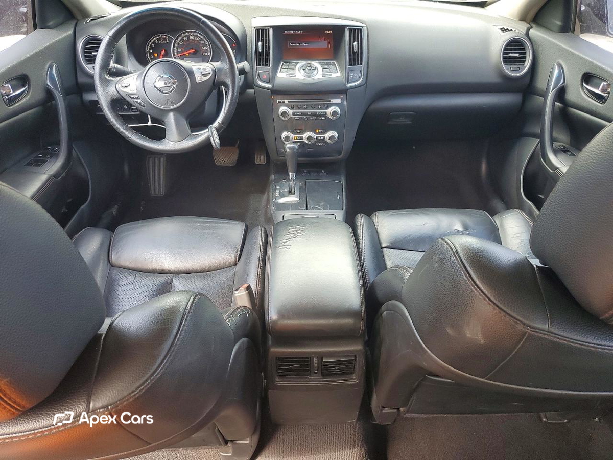 Nissan Maxima 2012