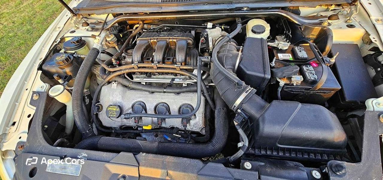 Ford Taurus 2011
