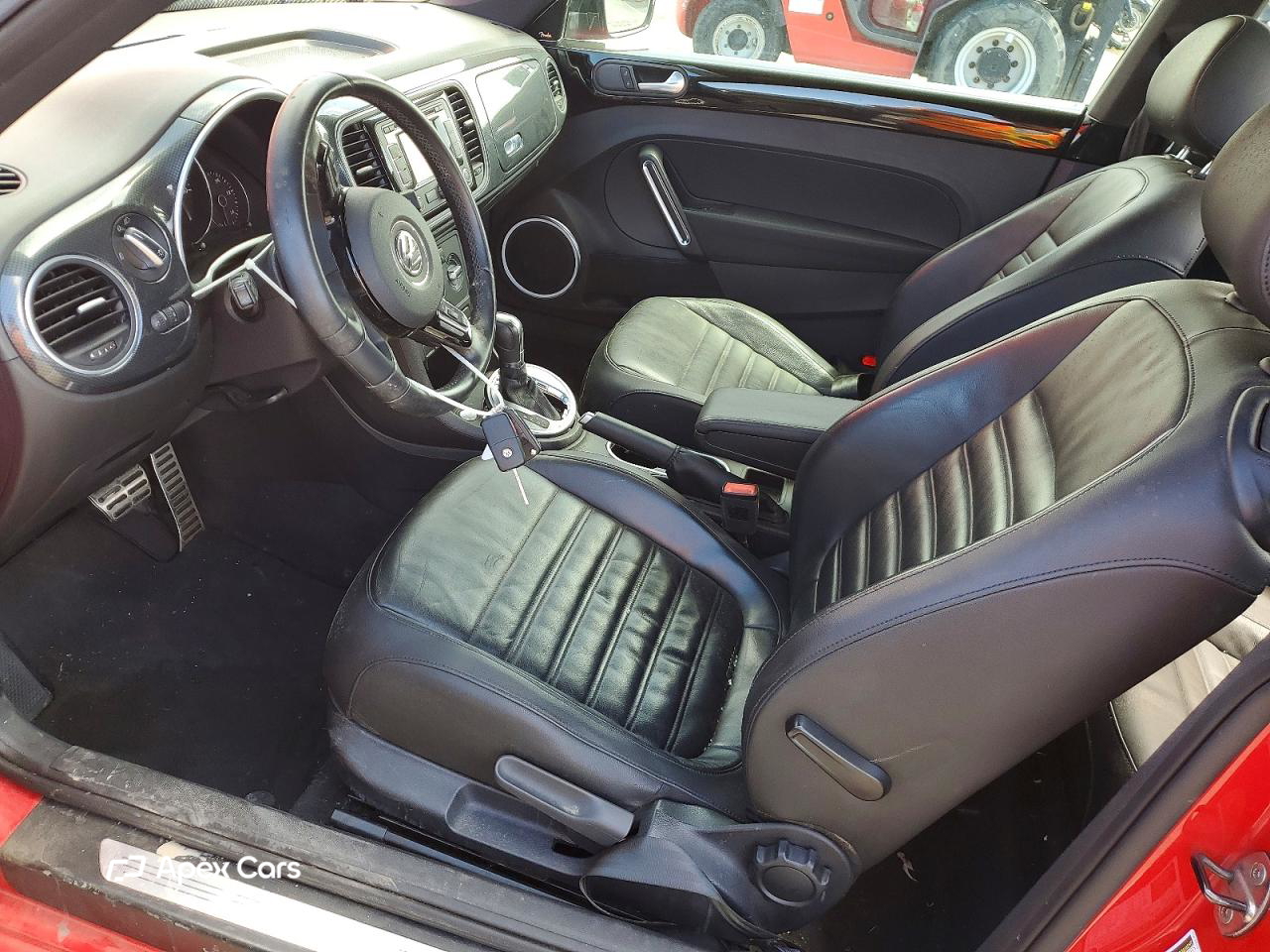 Volkswagen Beetle 2012