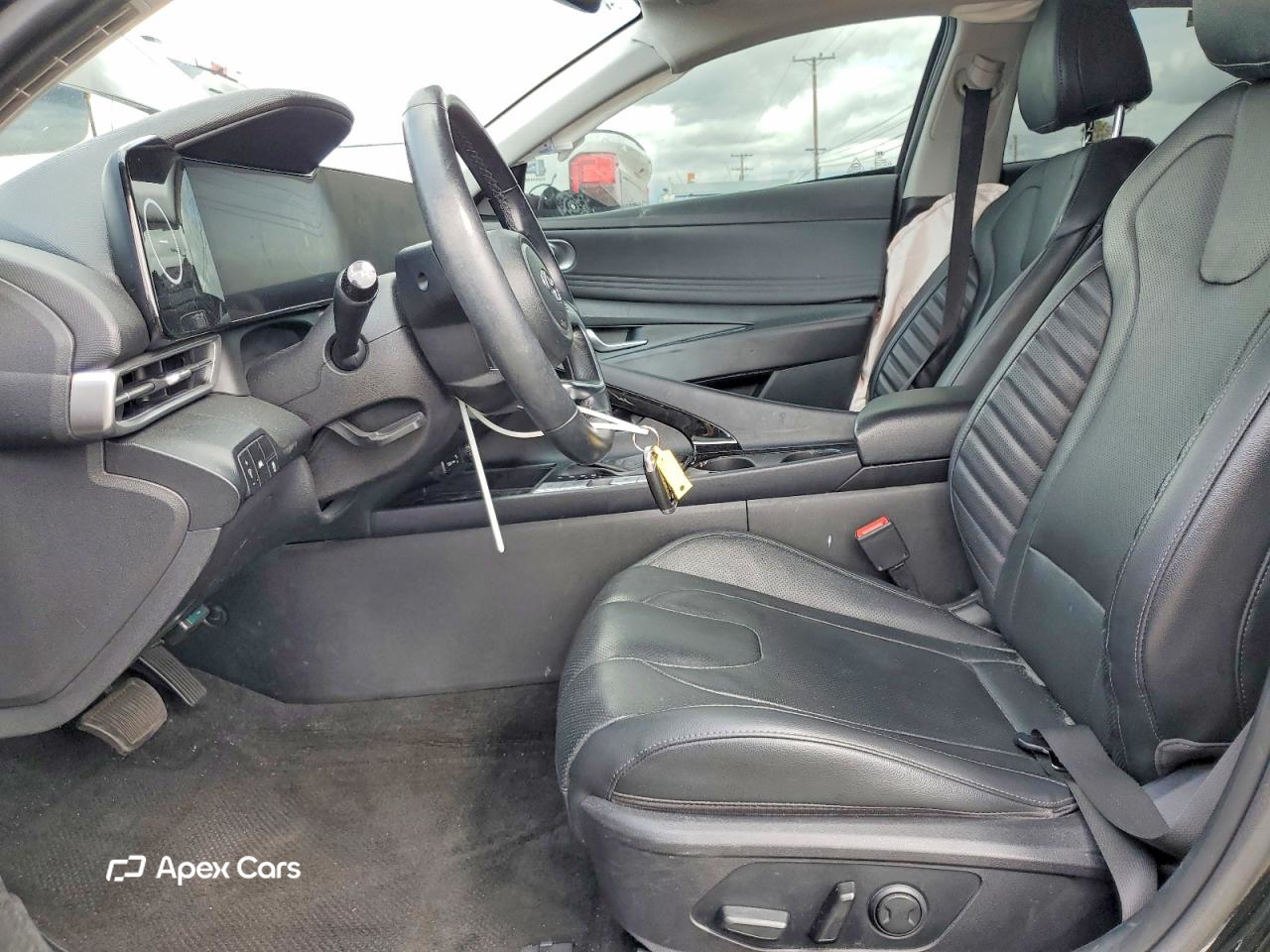 Hyundai Elantra 2022